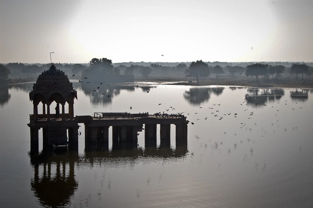 gadisar-lake-jaisalmer